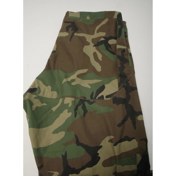 US Military Trousers Cold Weather Camouflage Medium 8415-01-228-1346 Goretex
